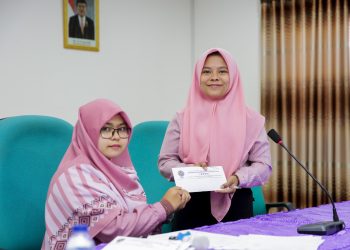 Sosialisasi dan Penandatanganan Akad serta Pendistribusian Uang Saku bagi Para Penerima Beasiswa Cendekia Baznas Tahun 2018.