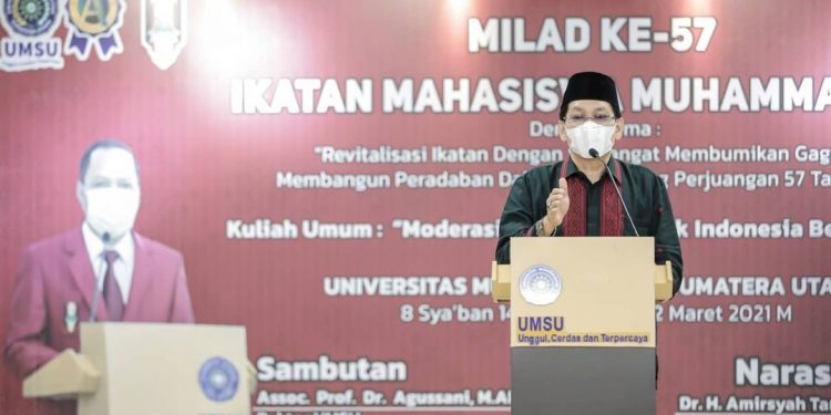 SEKJEN MUI NARASUMBER MILAD Ke 57 IMM UMSU