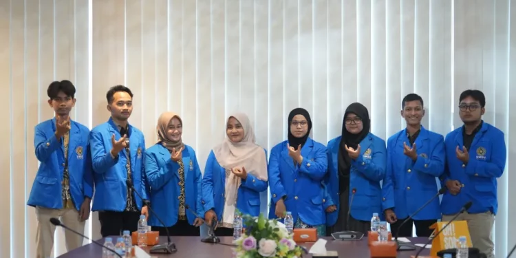 8 Mahasiswa UMSU Ikuti Program Student Mobility ke INTI University Malaysia