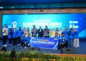 Rektor UMSU Lepas Kontingen PIMNAS dan KMI Expo 2025, Beri Apresiasi kepada Mahasiswa Berprestasi